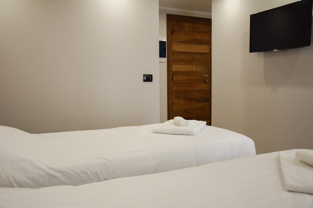Hotel K2 Oulx Esterno foto